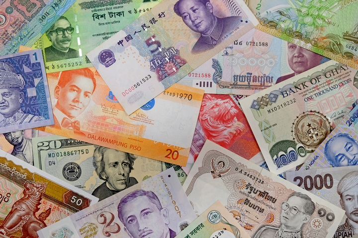 5 Best Ways to Exchange Currency Locally - Let Us Talk Money